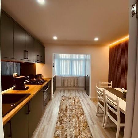 Apartament In Gura Humorului Eksteriør bilde